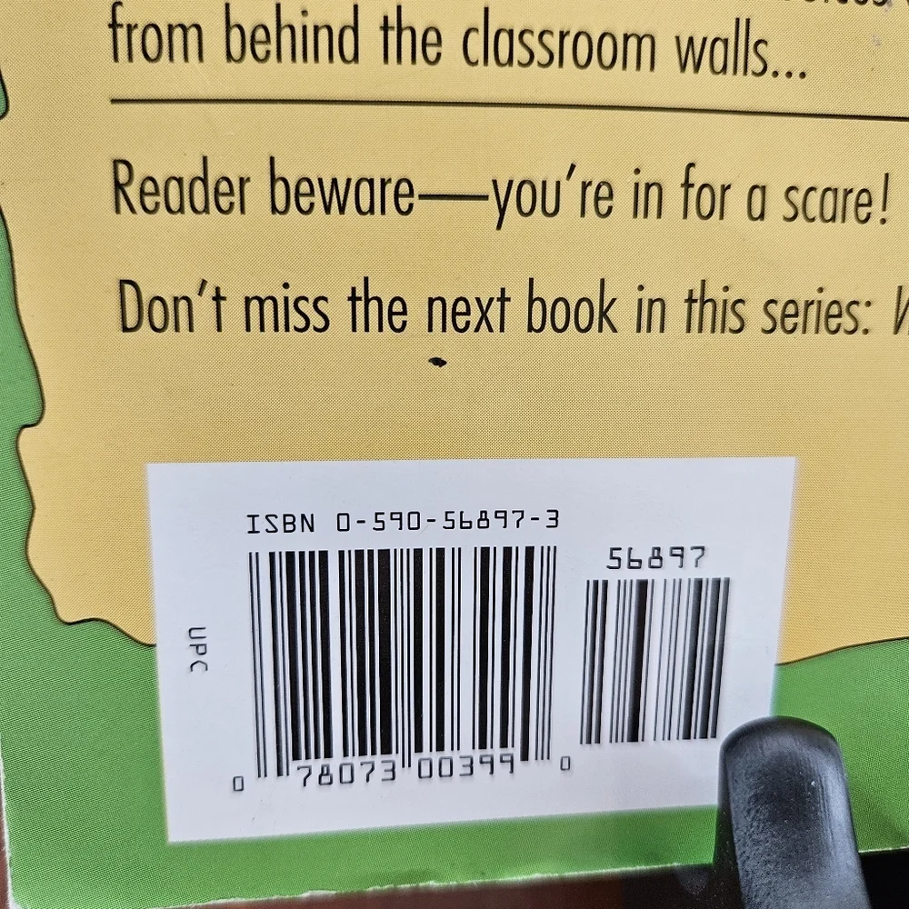 RL Stine Goosebumps #59 The Haunted School, 1997 First Scholastic Printing PB - Picture 4 of 5